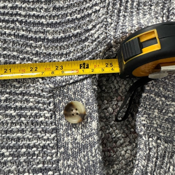 Madewell Heather Gray Crew Neck Cotton blend Sweater with buttons on the side M - Picture 4 of 9